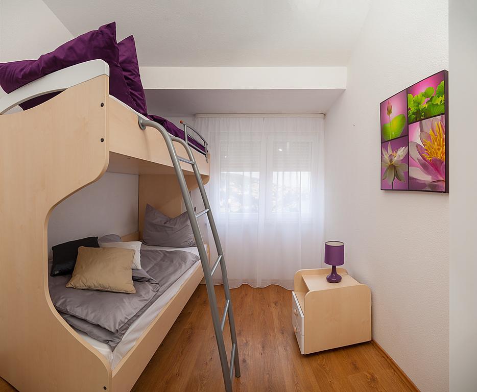 Apartment Angela Trogir Quarto foto